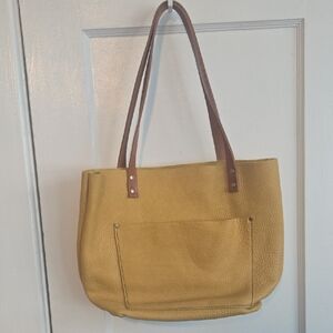 Portland Leather Goods Medium Classic Tote in Pomelo